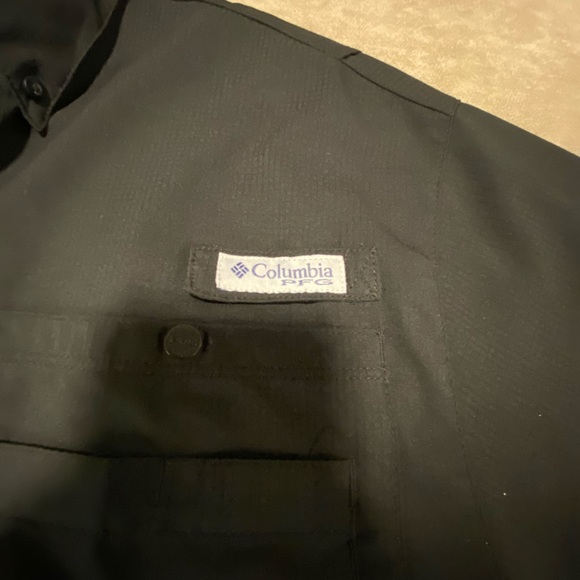 Columbia button down shirt - Picture 2 of 4